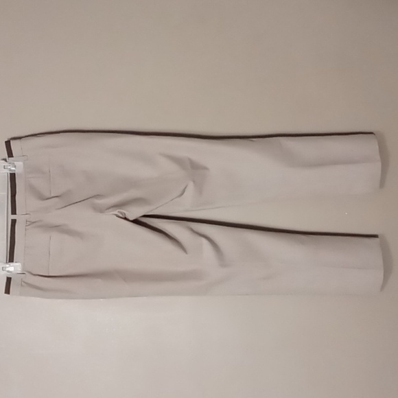 Larry Levine Cream Trousers - Picture 2 of 5